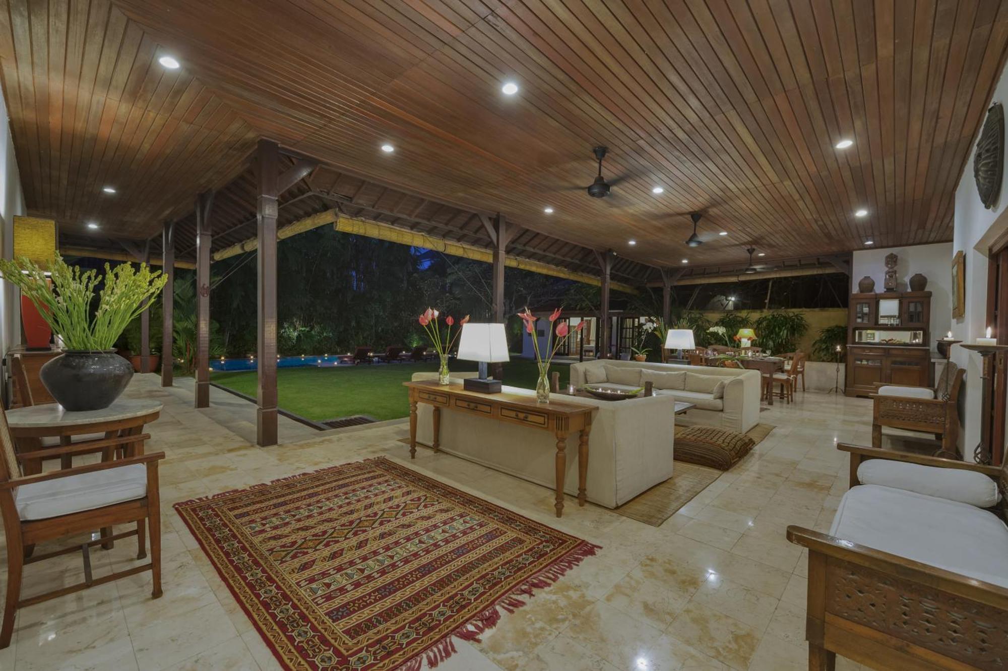 Villa Eight Seminyak Pokoj fotografie